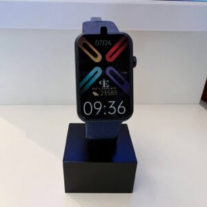 PE011-blue-smartwatch